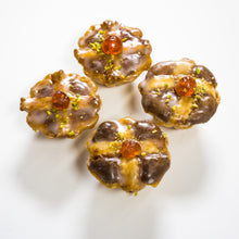 Lade das Bild in den Galerie-Viewer, Marzipantörtchen 4er-Pack